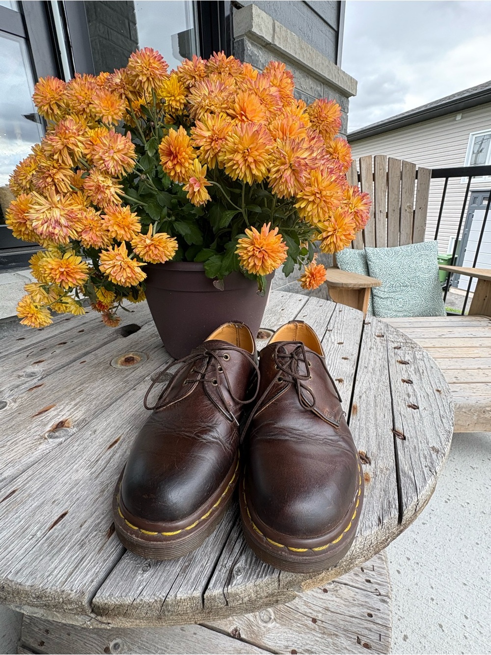 Dr. Martens Brown Leather Derby Shoes - Mens size 5 / women’s 7